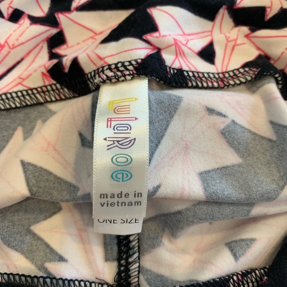 NWOT LuLaRoe leggings - Picture 3 of 3